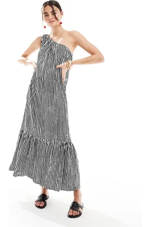 ONLY One shoulder tiered hem maxi dress in & white wave stripe