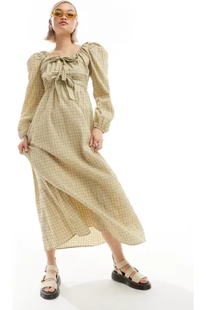 Glamorous Bow front ruched detail maxi smock dress in plaid