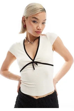 Glamorous V neck pointelle ribbed top with black contrast ribbon and bow