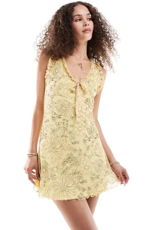 Reclaimed Mini tea dress in floral print