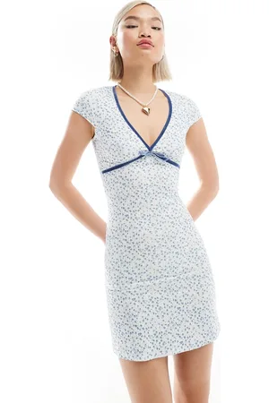 Glamorous V neck short sleeve mini dress in vintage blue floral and velvet ribbon trim