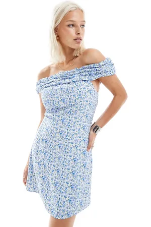 Glamorous Ruffle off shoulder structured mini dress in floral
