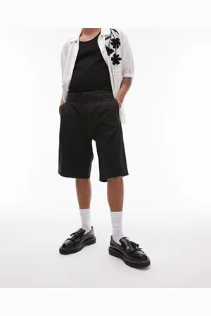 Topman Wide chino shorts in