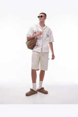 Topman Carpenter shorts in ecru