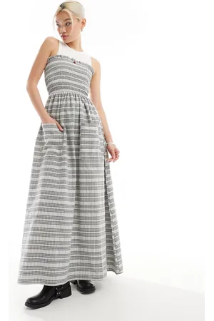 Daisy Street Shirred bust maxi dress in textured plaid with rosette detail