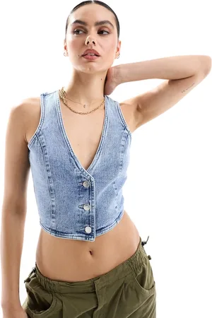 Miss Selfridge Crop vest in wash