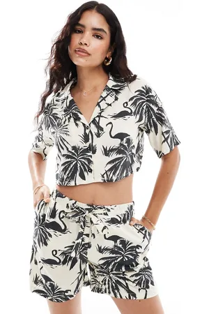 Noisy May Cropped boxy resort shirt with palm print in cream - part of a set