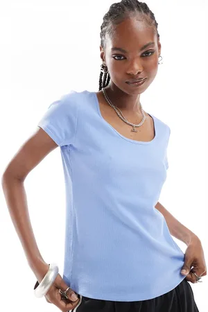 Monki Short sleeve fitted top with scoop neck in