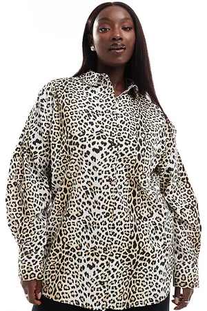 ASOS ASOS DESIGN Curve oversized shirt in leopard print