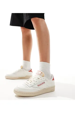 Reebok Club C 85 Vintage sneakers in and red