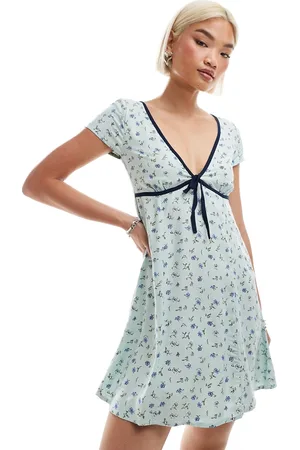 Motel Vaiso delicate floral mini dress in pale