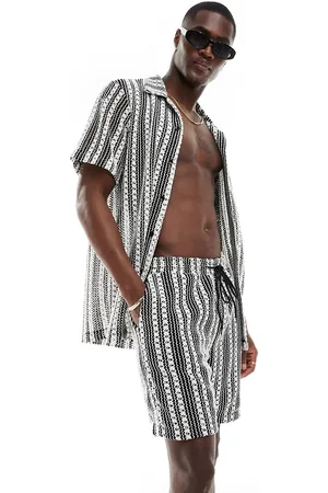 South Beach Beach shorts in crochet and white stripe - part of a set