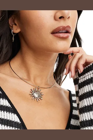 Reclaimed Choker necklace with sun pendant in