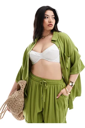 Yours Crinkle shorts in olive - part of a set