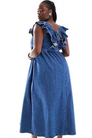 ASOS ASOS DESIGN Curve soft denim smock maxi dress with bow back in midwash