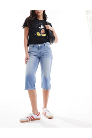 Monki Moop low rise denim capri pants in tinted mid wash