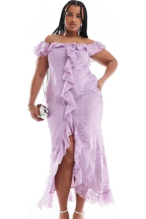 ASOS ASOS DESIGN Curve off the shoulder ruffle front bias cut maxi dress in floral jacquard in lilac