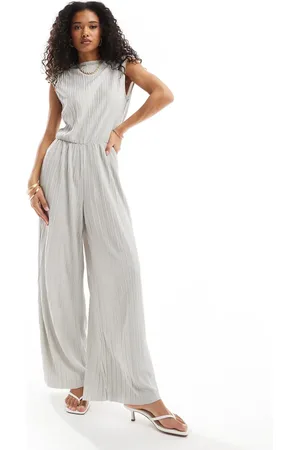 VERO MODA High neck sleeveless plisse jumpsuit in light