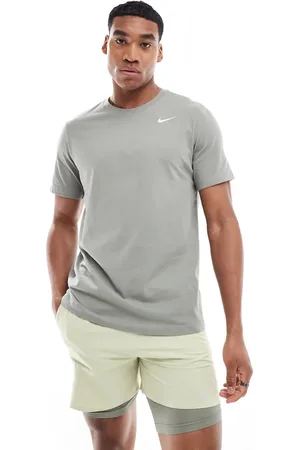 Nike Dri-FIT t-shirt in dark