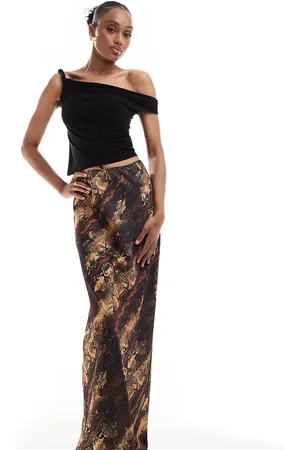 ASOS ASOS DESIGN Tall satin bias maxi skirt in snake print