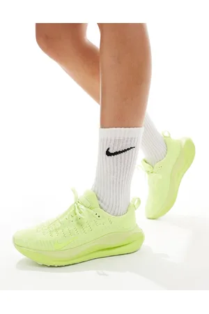 Nike Infinity Run sneakers in lime