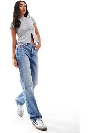 Stradivarius STR straight leg jean in medium wash