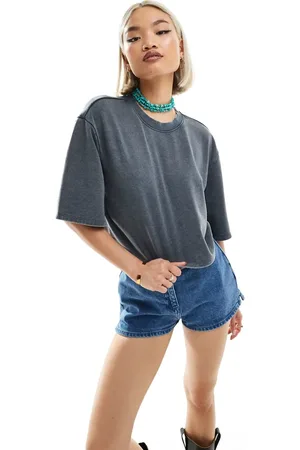Monki Short sleeve relaxed fit cropped t-shirt in gray acid wash