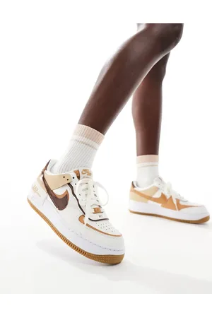 Nike Air Force 1 Shadow sneakers in off- and brown