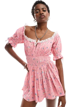 Daisy Street Vintage style tie detail smock romper in ditsy