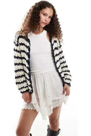 Bailey Rose Chunky knit open cardigan in /cream stripe