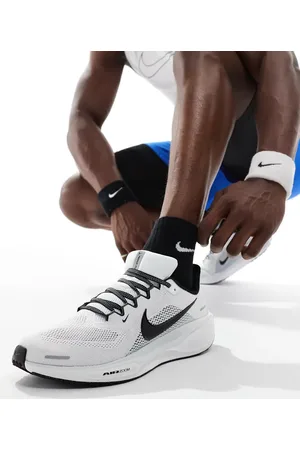 Nike Air Zoom Pegasus 41 sneakers in and black
