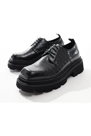 ASOS Chunky lace up shoes in distressed