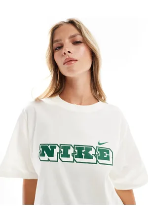 Nike Heritage logo T-shirt in off- and green