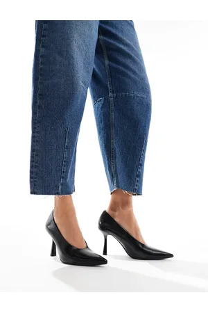 Stradivarius Heeled pumps in