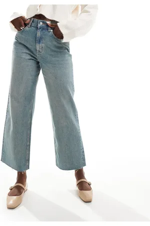 ASOS Cropped comfort stretch straight leg jeans in vintage wash