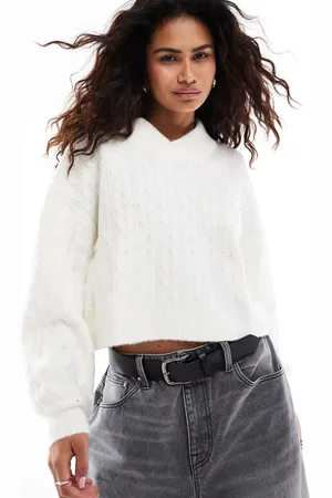 COLLUSION Cable knit v-neck sweaters in ecru