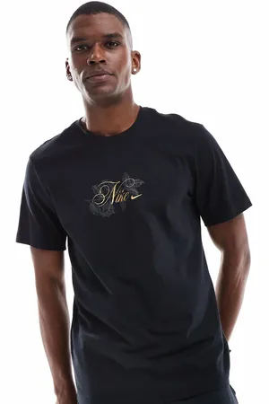 Nike Tis The Season logo t-shirt in