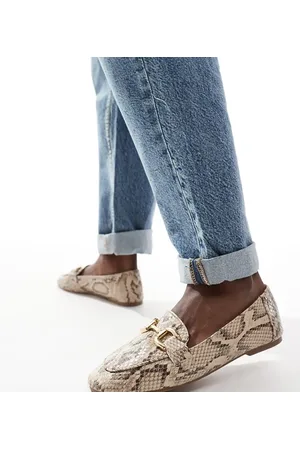 London Rebel London Rebel Nori wide fit snaffle trim flat shoes in snake