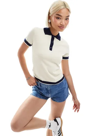 Monki Short sleeve knitted polo top in beige and