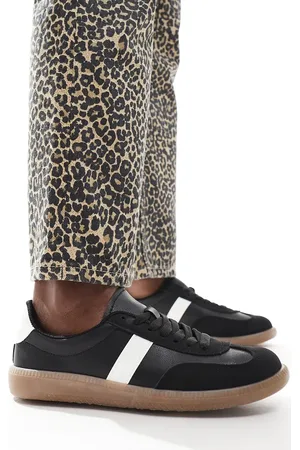London Rebel London Rebel Cally wide fit sneakers with rubber sole in and white