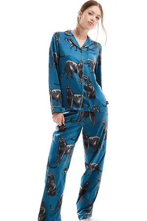Chelsea Peers Satin panther print button top and pants pajama set in forest