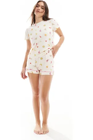 Chelsea Peers Mosiac print tee and short set in