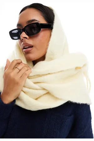 Glamorous Long scarf in pale