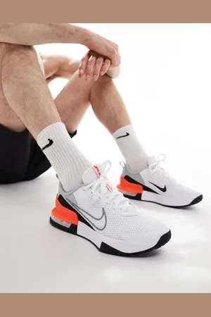 Nike Air Max Alpha 6 sneakers in and red