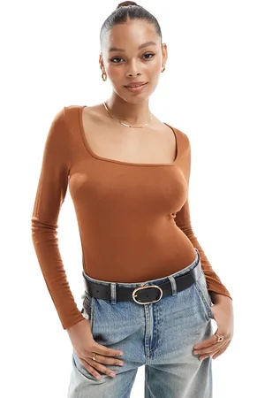 ASOS Fine knit scoop neck long sleeve top in tan