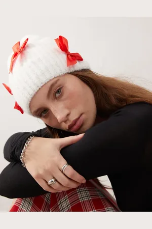 Reclaimed Beanie with red bows in