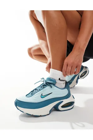 Nike Air Max Portal sneakers in