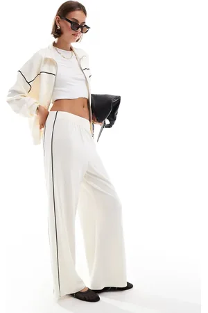 ONLY Pull-on wide leg pants with contrast piping in cream - part of a set