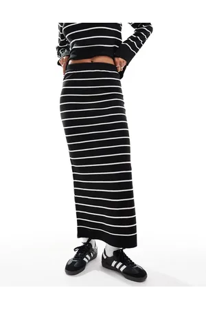 Pieces® Fine knit maxi skirt in stripe - part of a set