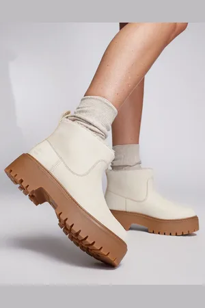 Timberland Stone street mid warm lined boot in natural nubuck